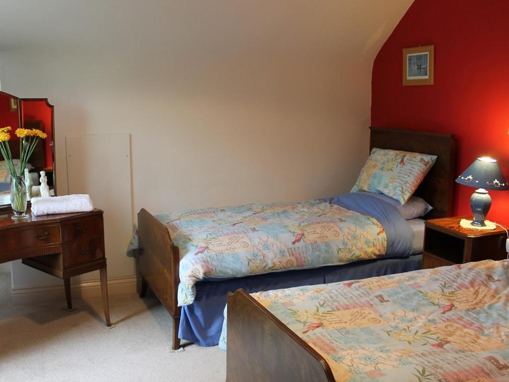 Blossom Hill Bed And Breakfast Killaloe Exterior photo